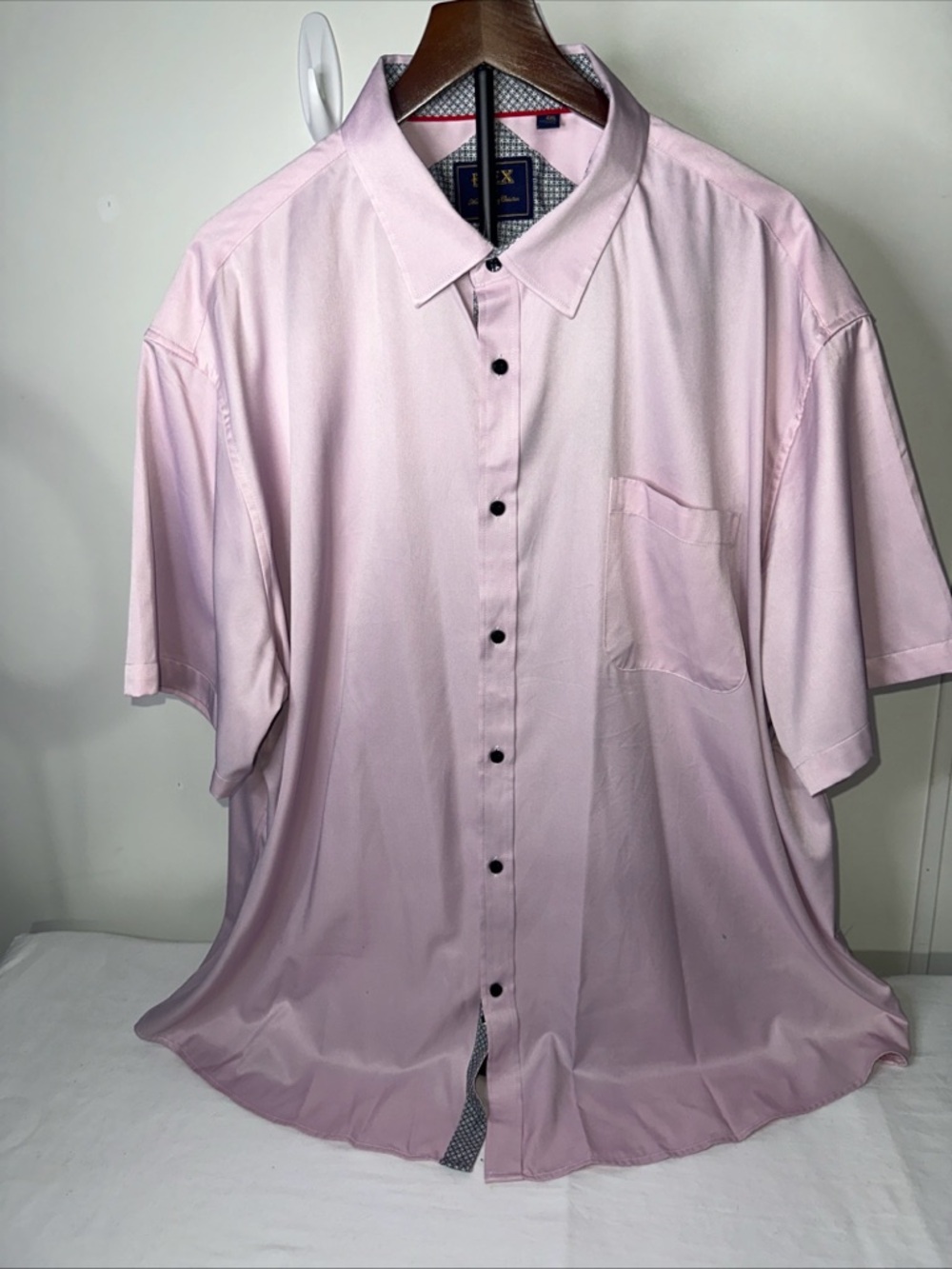 Men's Short Sleeve Dress Shirt - Light Pink